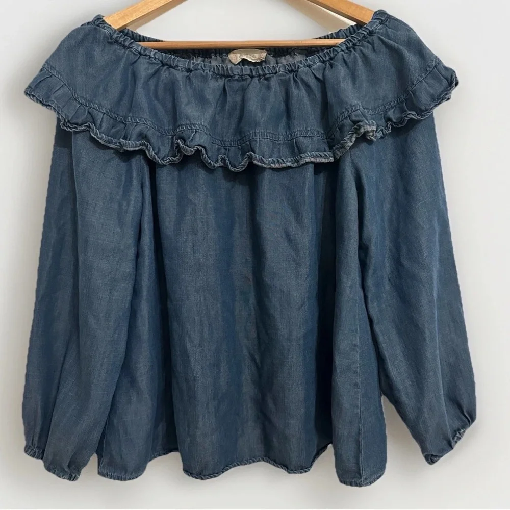 Altar’d State Off Shoulder Denim Blouse Oversized Flowy Ruffle Women’s Size S - Picture 1 of 9